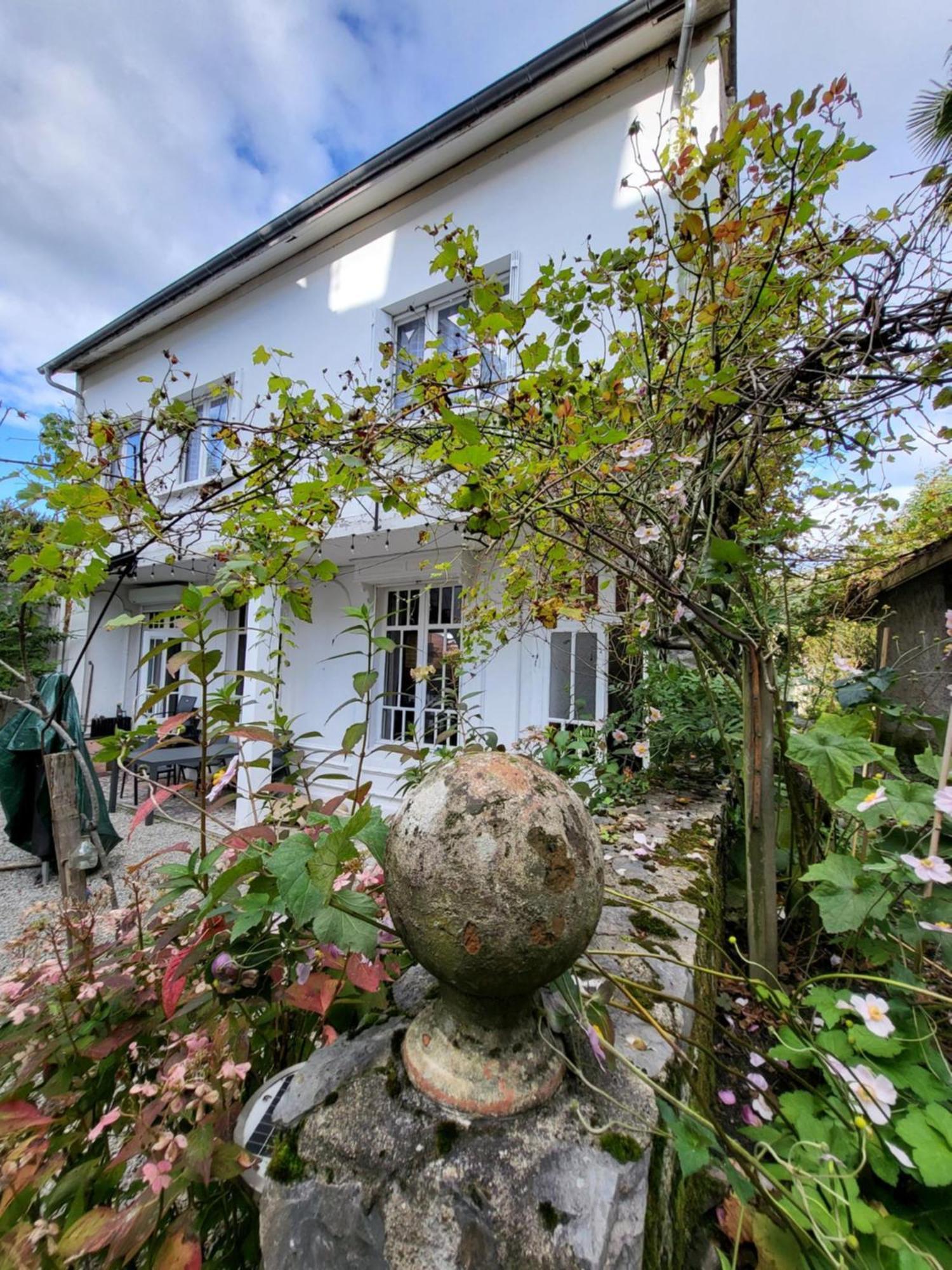 Le Pavillon De L'Intemporelle Bagneres De Bigorre Exterior foto